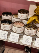 Load image into Gallery viewer, TRAVELLING Crystal candle