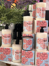 Load image into Gallery viewer, THE BLUSH BLOOM SOY CANDLE