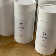 Load image into Gallery viewer, Indulge in our luxurious 600-gram bath salts, designed to soothe and relax after a long day. Made with a blend of magnesium and Himalayan rock salt, these bath salts are available in two delightful options: •Lavender essential oil with lavender petals •Rose essential oil with miniature rose petals Perfect for unwinding and rejuvenating your senses.