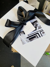 Load image into Gallery viewer, HAMPERS