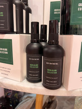 Load image into Gallery viewer, GREEN ALLURE COLLECTION LINEN / ROOM SPRAY
