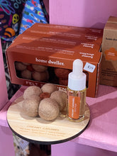 Load image into Gallery viewer, Felt Fresheners - Creamy Caramel *NEW*
