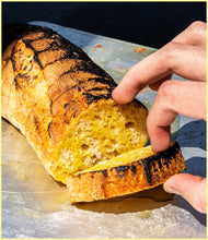 Load image into Gallery viewer, MR OLIO GARLIC OIL "THE DON"
