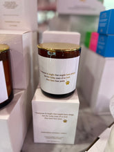 Load image into Gallery viewer, Loosing a Fur Baby candle
