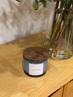 SMOKEY BLUE VESSEL WITH A TIMBER LID